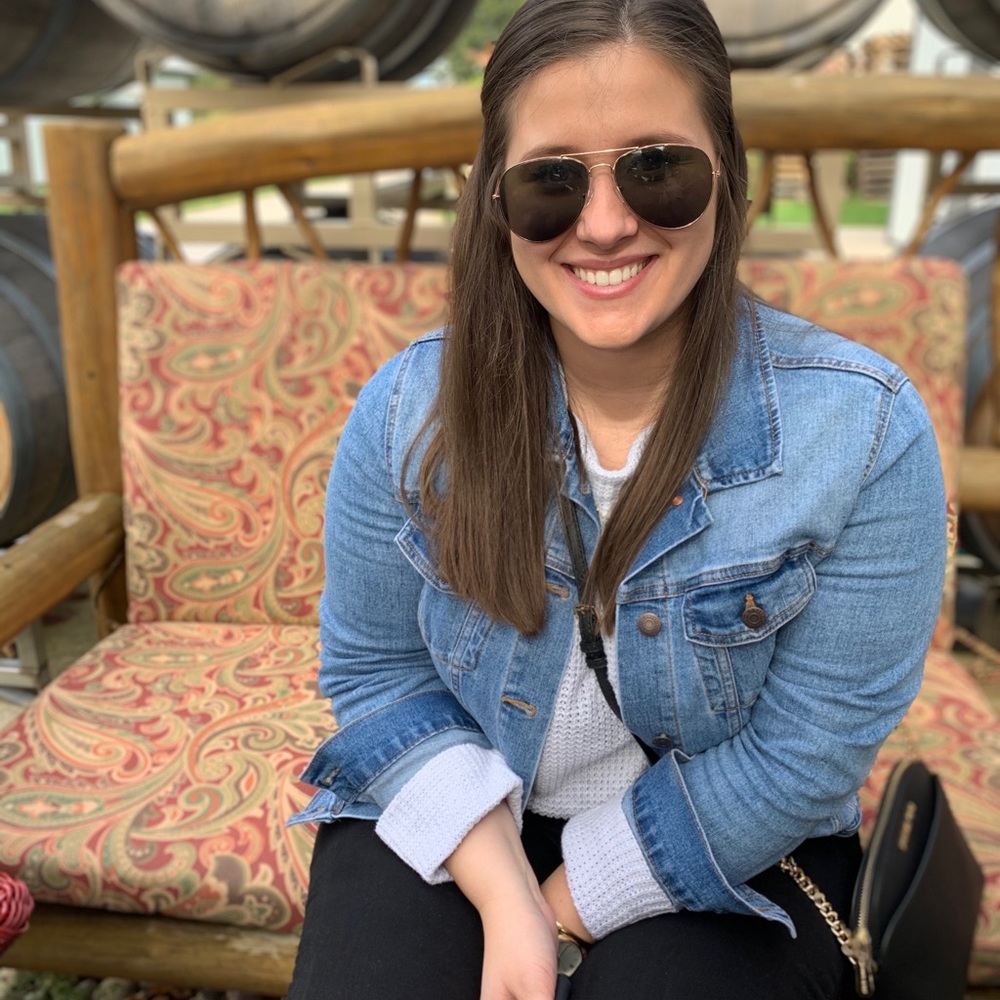 Meet your Posher, Natalie